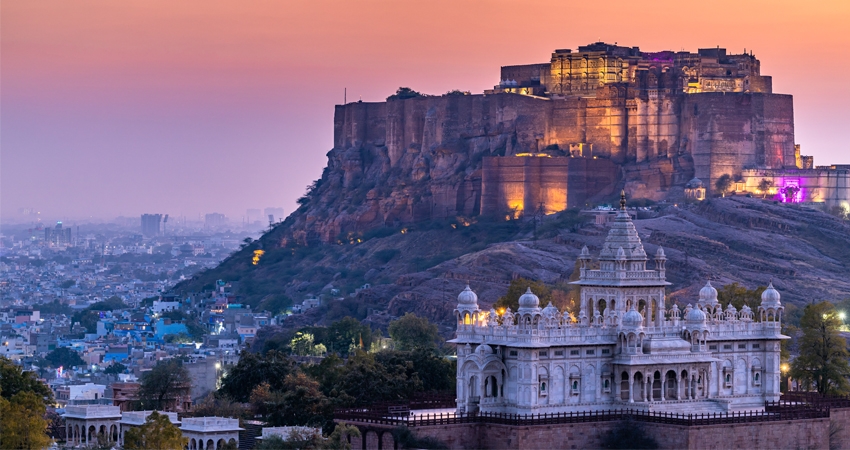 Jaipur, Pushkar, Jodhpur, Jaisalmer, Udaipur & Mount Abu Tour Packages